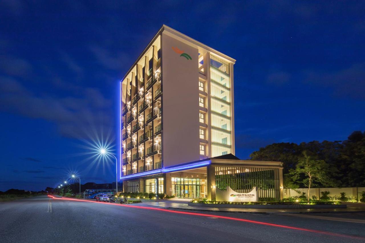 Naruwan Galaxy Place Taitung Exterior photo